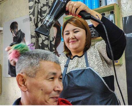 In Kyrgyz Republic, ADB Boosts Access to Finance for Small Business 